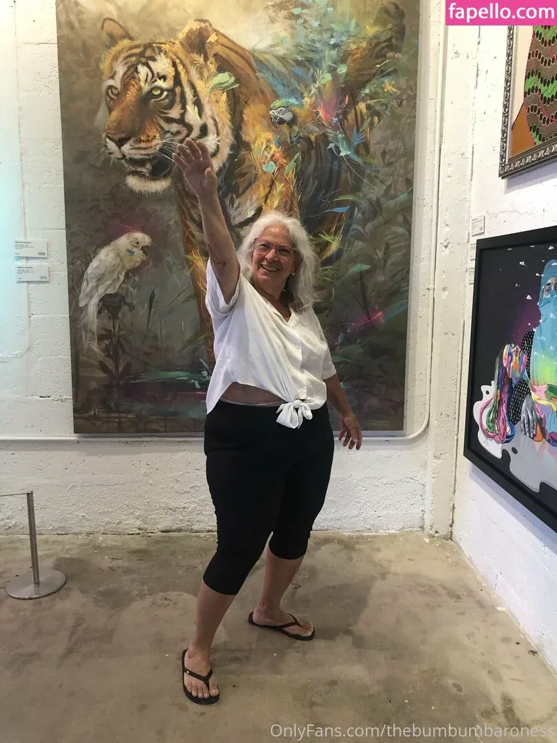 thebumbumbaroness Onlyfans Photo Gallery 