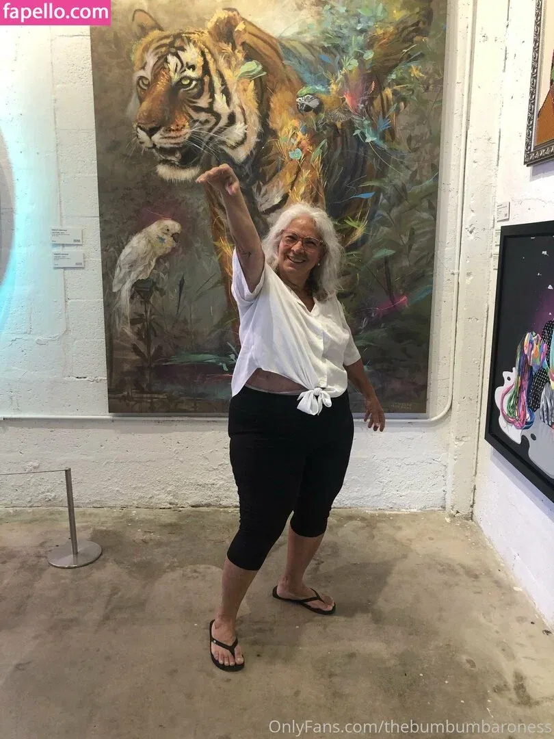 thebumbumbaroness Onlyfans Photo Gallery 