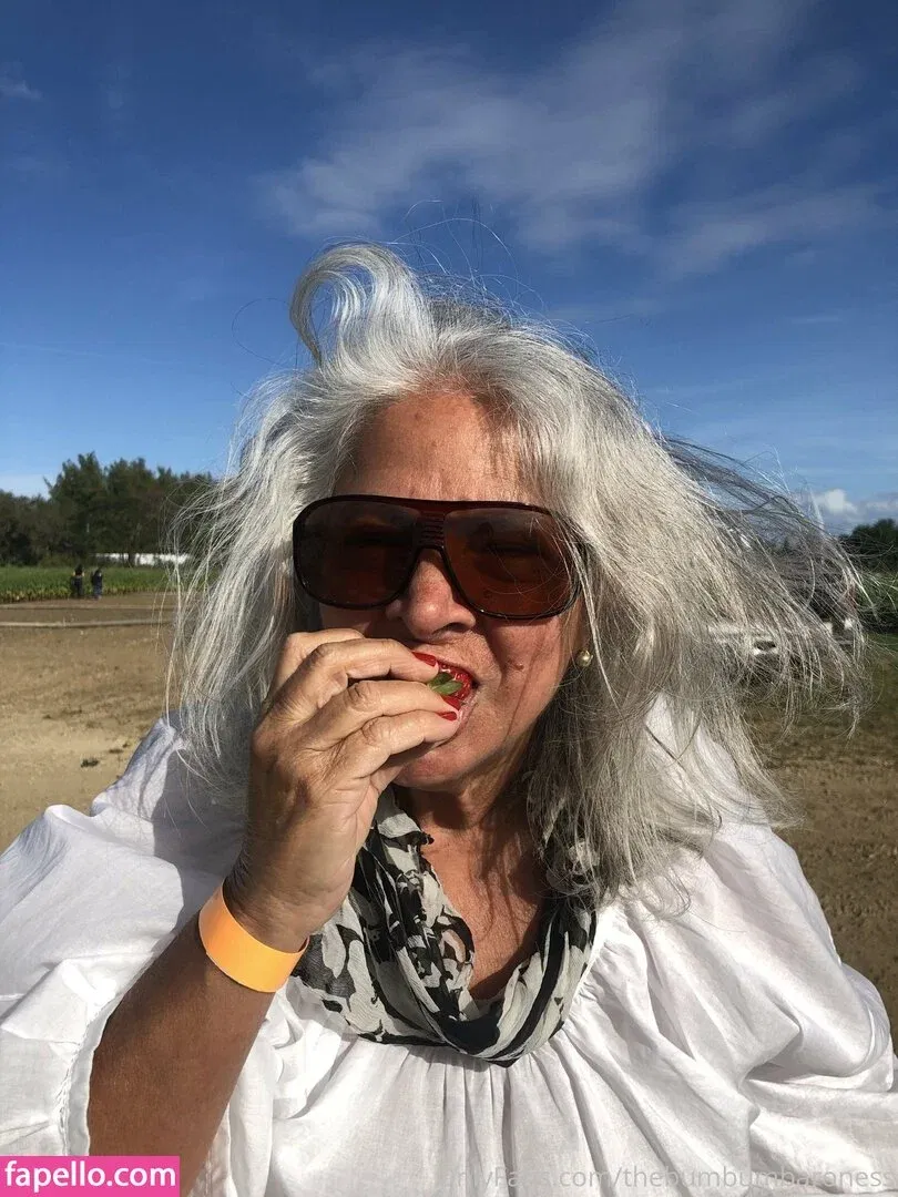 thebumbumbaroness Onlyfans Photo Gallery 