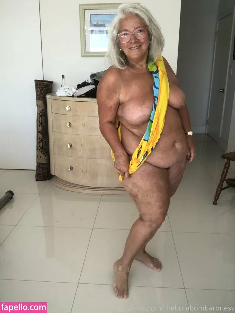 thebumbumbaroness Onlyfans Photo Gallery 