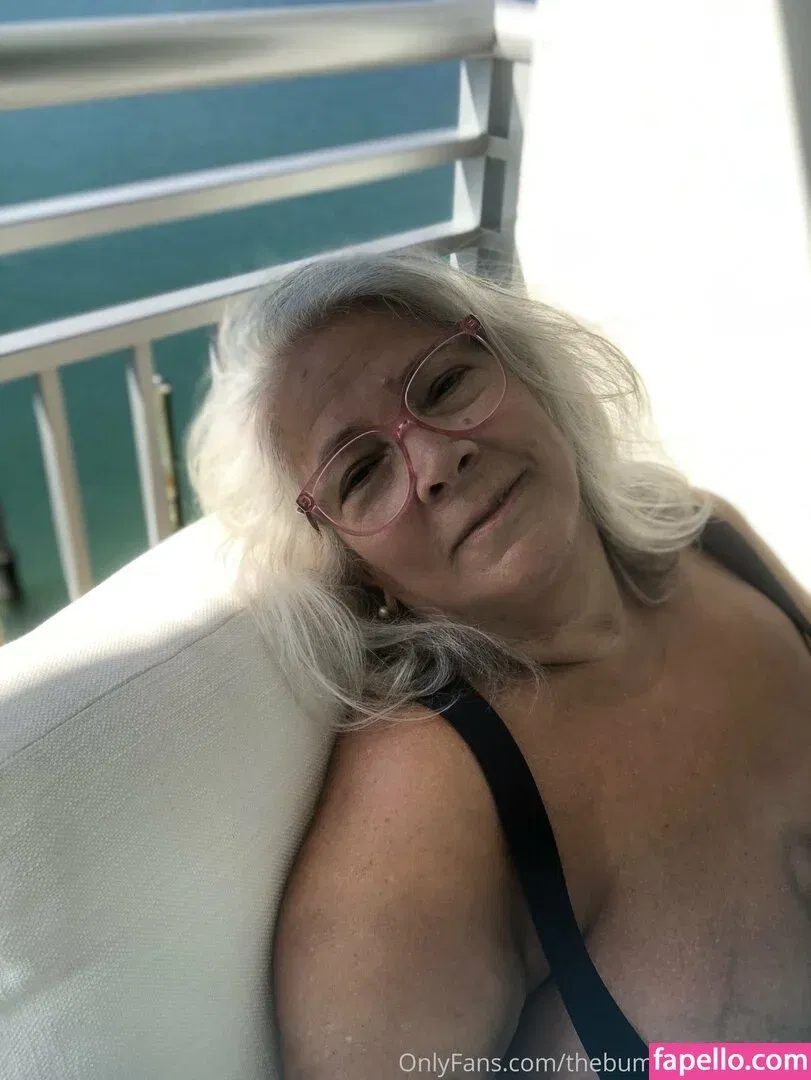 thebumbumbaroness Onlyfans Photo Gallery 