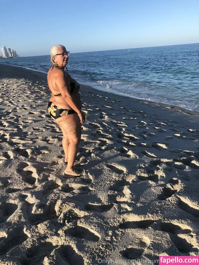 thebumbumbaroness Onlyfans Photo Gallery 