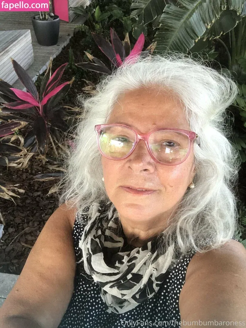 thebumbumbaroness Onlyfans Photo Gallery 