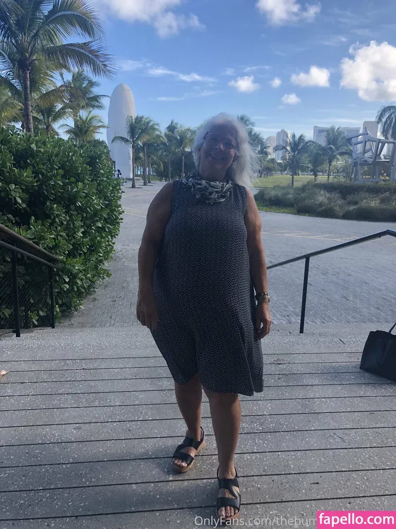 thebumbumbaroness Onlyfans Photo Gallery 