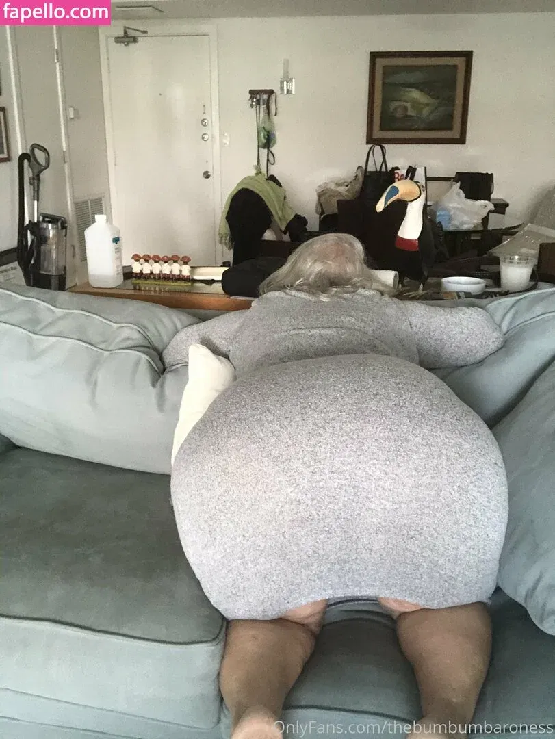 thebumbumbaroness Onlyfans Photo Gallery 