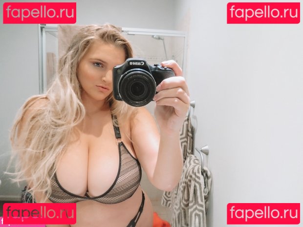 Caseyleighxox Nude Onlyfans Photo 7