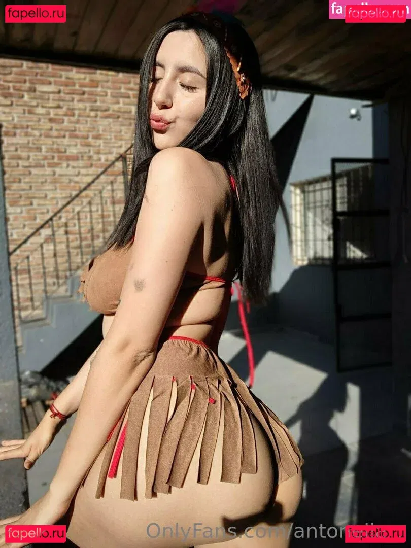 antonella_r Onlyfans Photo Gallery 