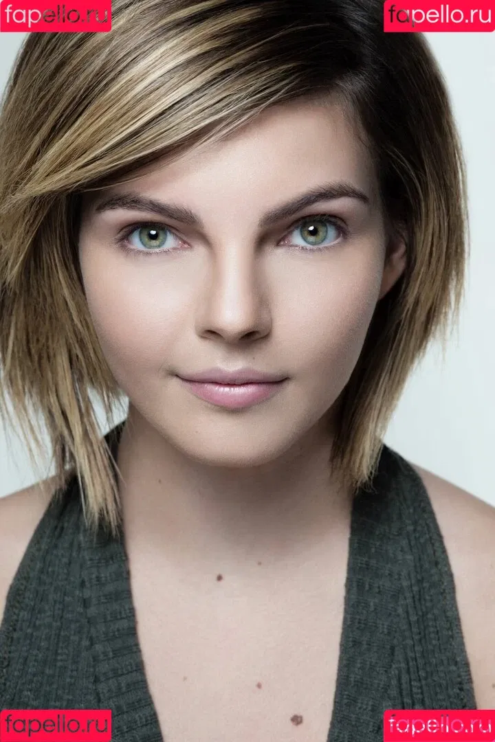 Camren Bicondova Onlyfans Photo Gallery 