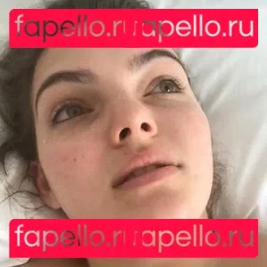 Camren Bicondova Onlyfans Photo Gallery 