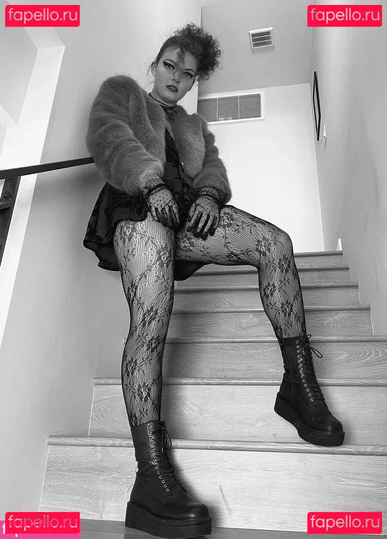 Camren Bicondova Onlyfans Photo Gallery 