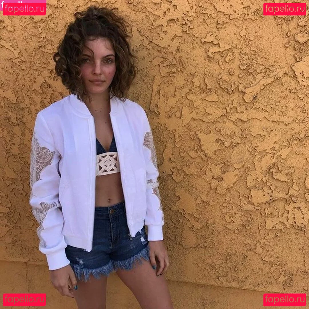 Camren Bicondova Onlyfans Photo Gallery 