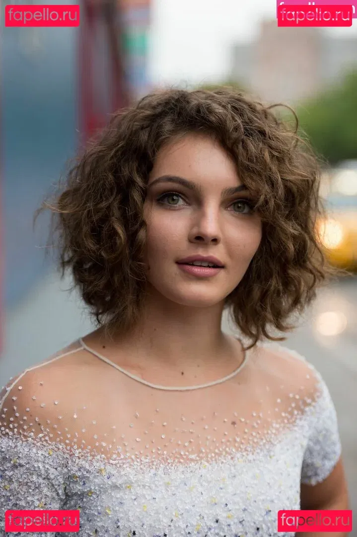 Camren Bicondova Onlyfans Photo Gallery 
