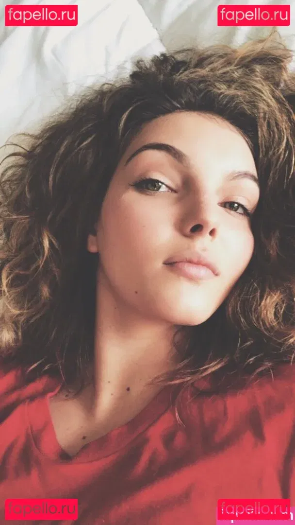 Camren Bicondova Onlyfans Photo Gallery 