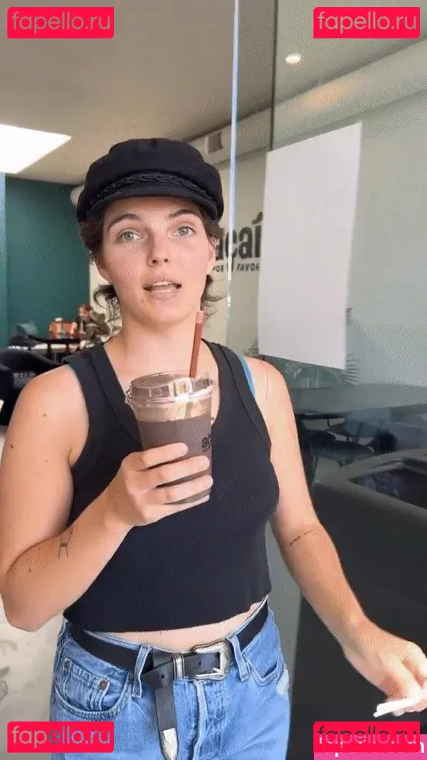 Camren Bicondova Onlyfans Photo Gallery 