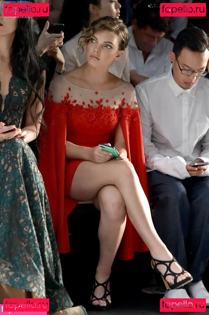 Camren Bicondova Onlyfans Photo Gallery 