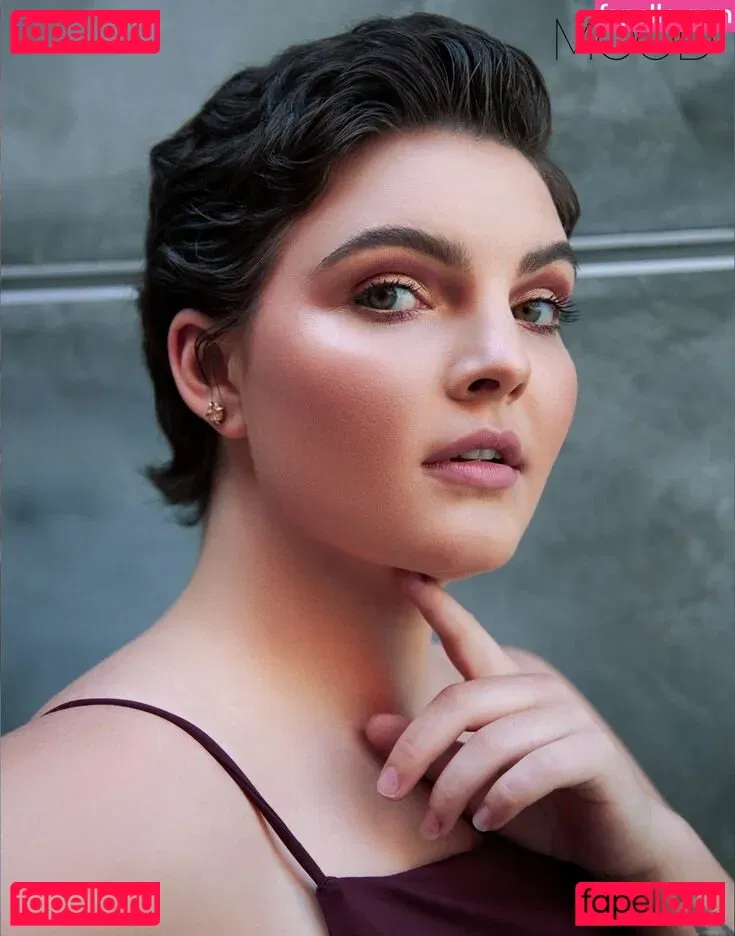 Camren Bicondova Onlyfans Photo Gallery 