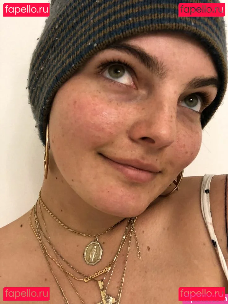 Camren Bicondova Onlyfans Photo Gallery 