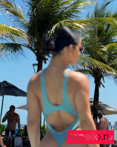 Larissa Tomásia Onlyfans Photo Gallery 