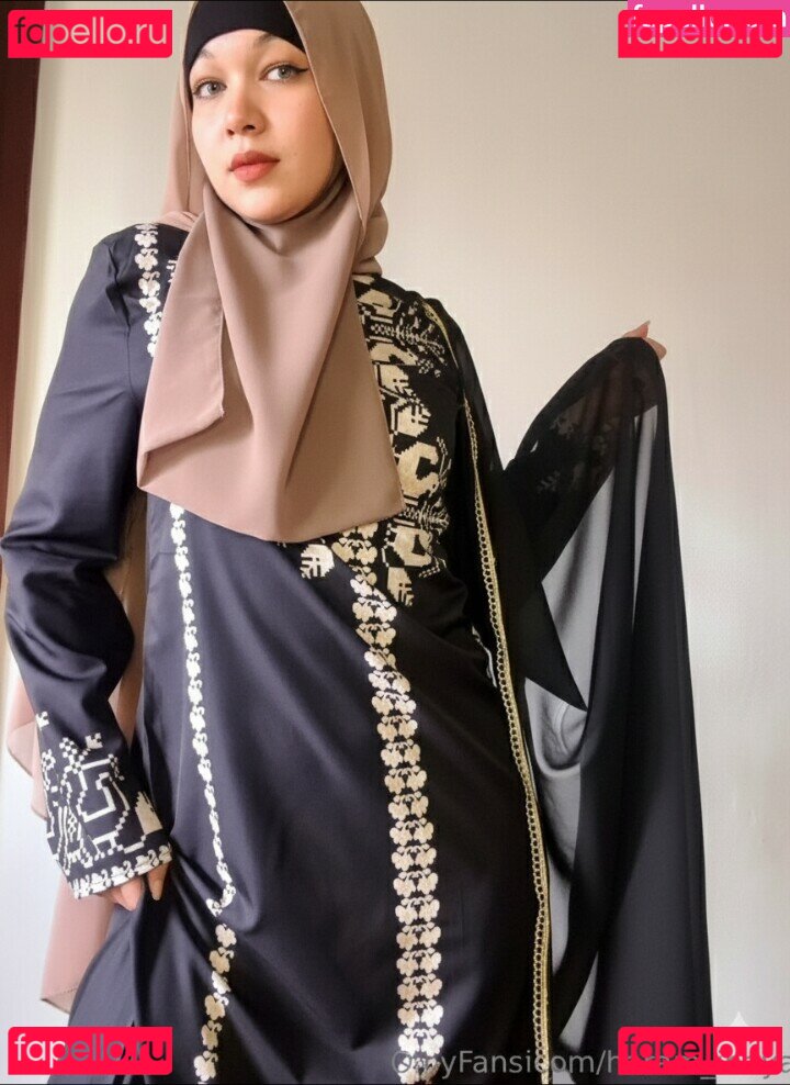 Haraminaya Nude Onlyfans Photo 17