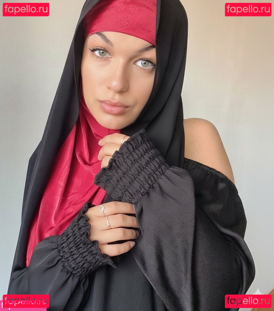 Haraminaya Nude Onlyfans Photo 12