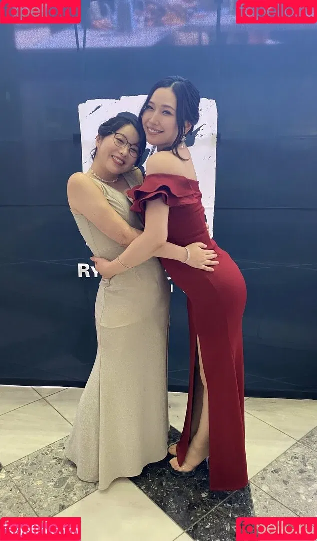 Kson Onair Onlyfans Photo Gallery 