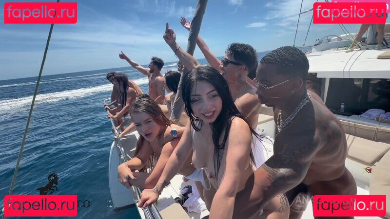 Ema Ribeiro Nude Onlyfans Photo 3