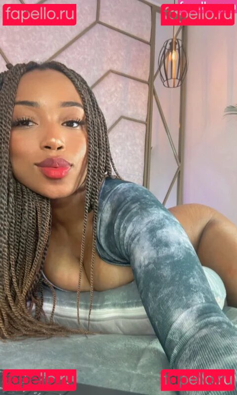 Sia Adams Nude Onlyfans Photo 5