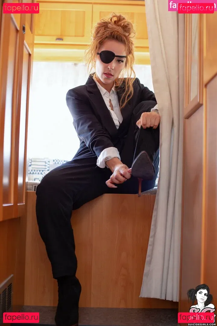 fitforfunalessia Onlyfans Photo Gallery 