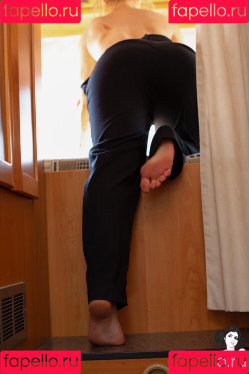 fitforfunalessia Onlyfans Photo Gallery 