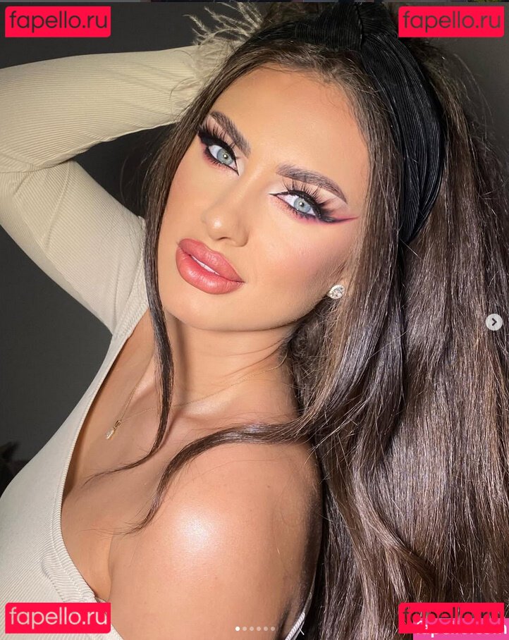Andrada Abrudan Nude Onlyfans Photo 9