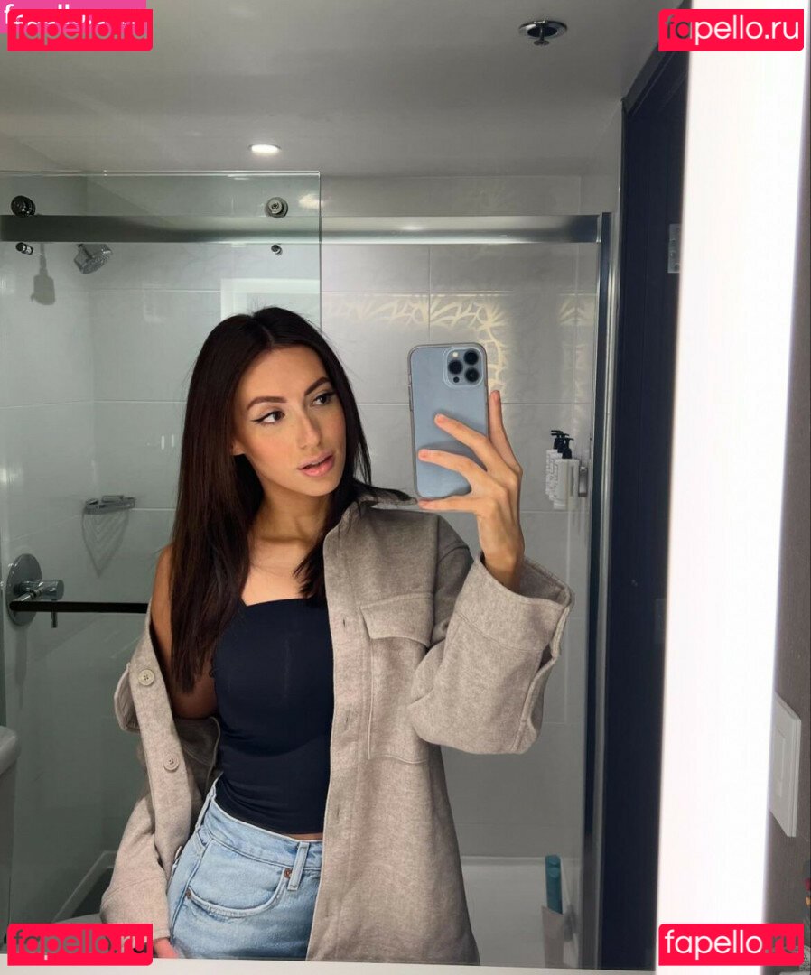 Claraatwork Nude Onlyfans Photo 5