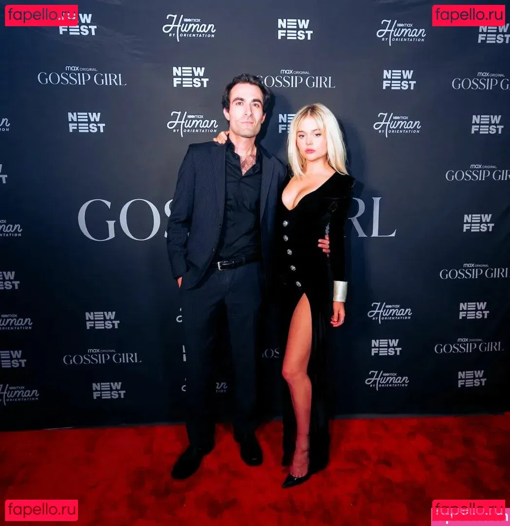 Emily Alyn Lind Onlyfans Photo Gallery 