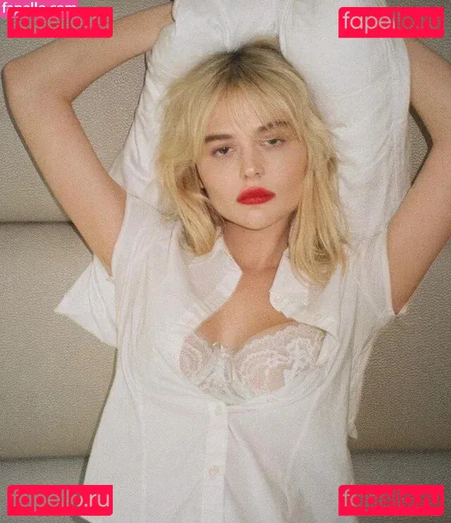 Emily Alyn Lind Onlyfans Photo Gallery 