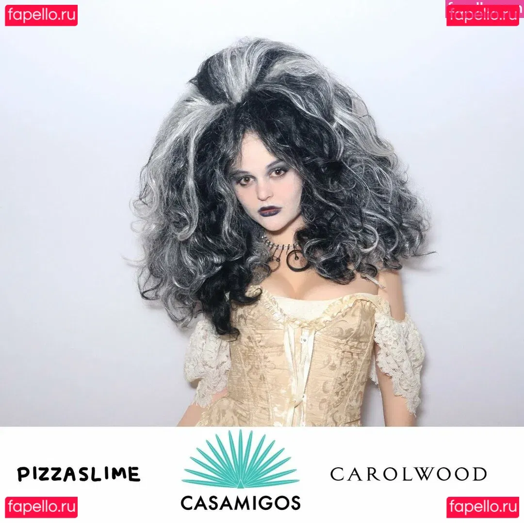 Emily Alyn Lind Onlyfans Photo Gallery 