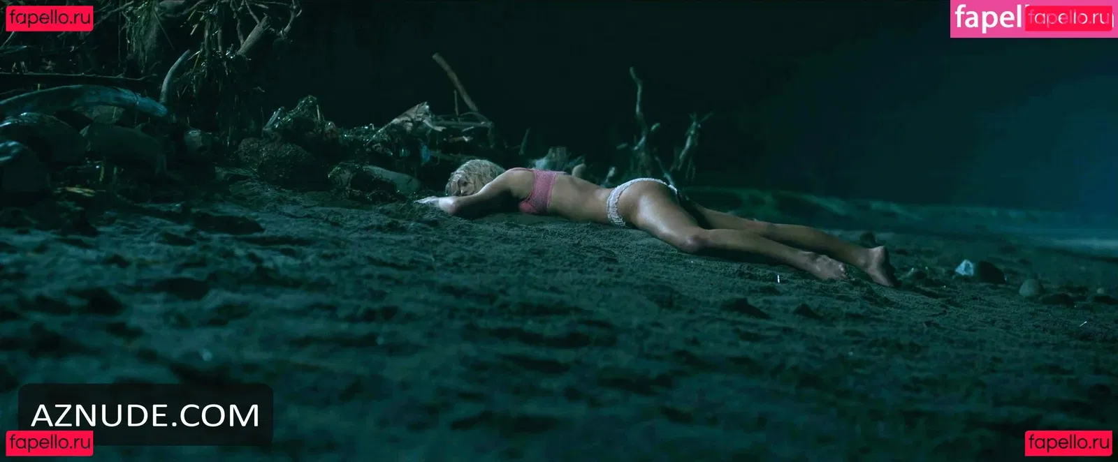 Emily Alyn Lind Onlyfans Photo Gallery 