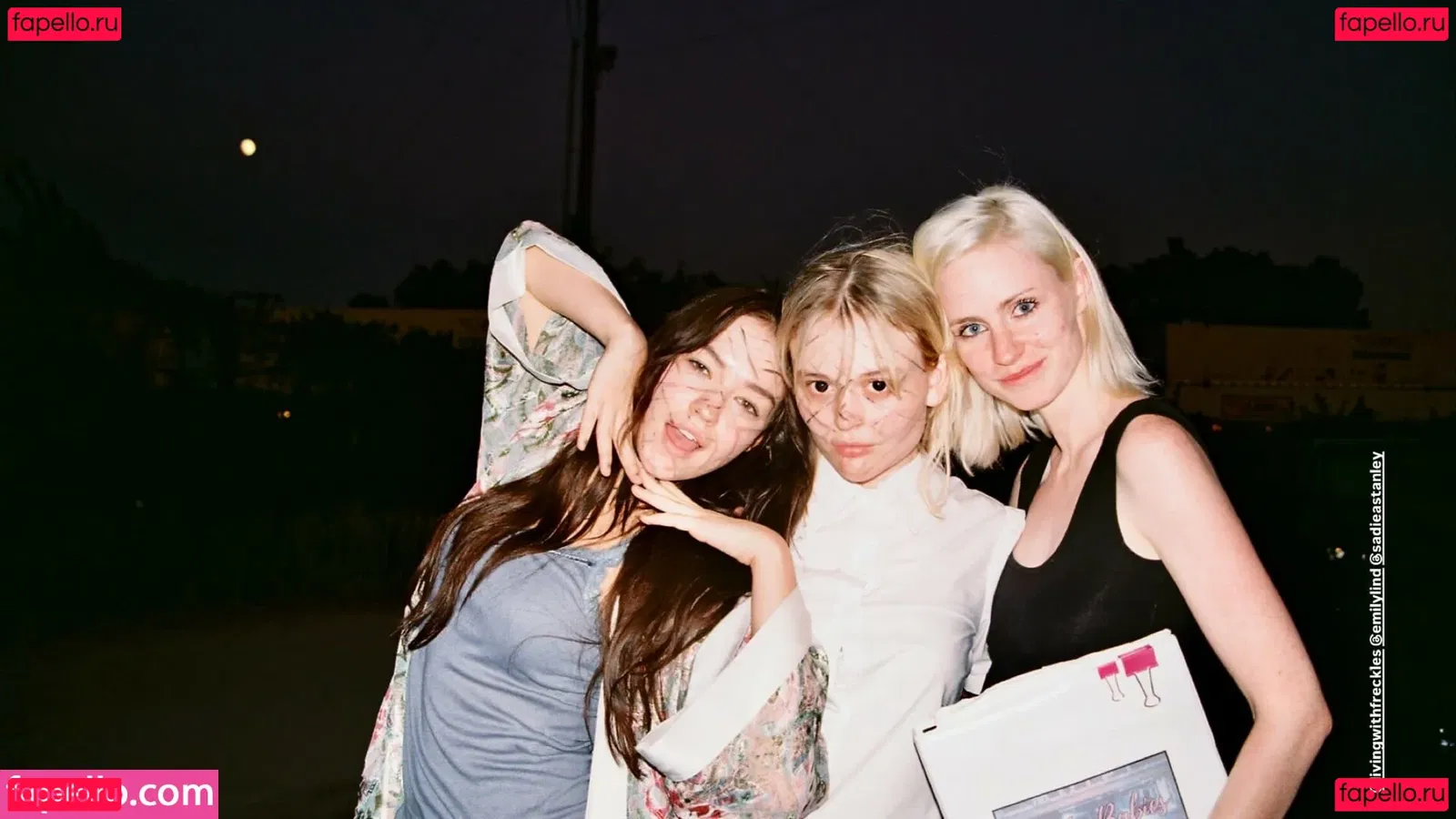 Emily Alyn Lind Onlyfans Photo Gallery 