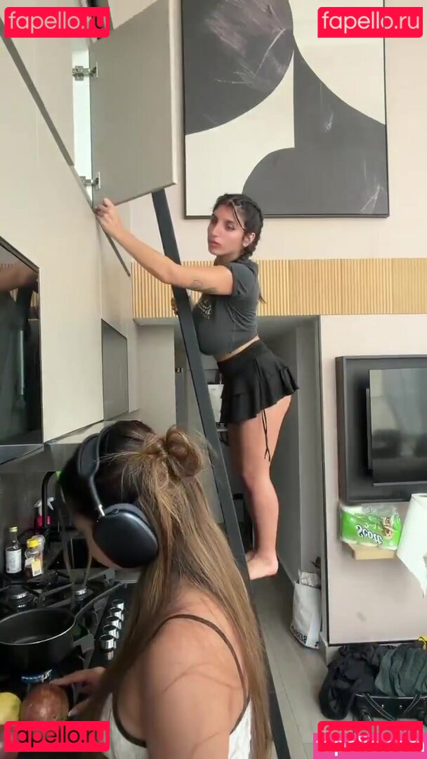 Michela Han Nude Onlyfans Photo 37