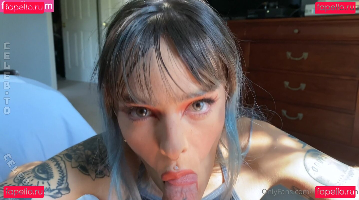 Holly Beth Nude Onlyfans Photo 10