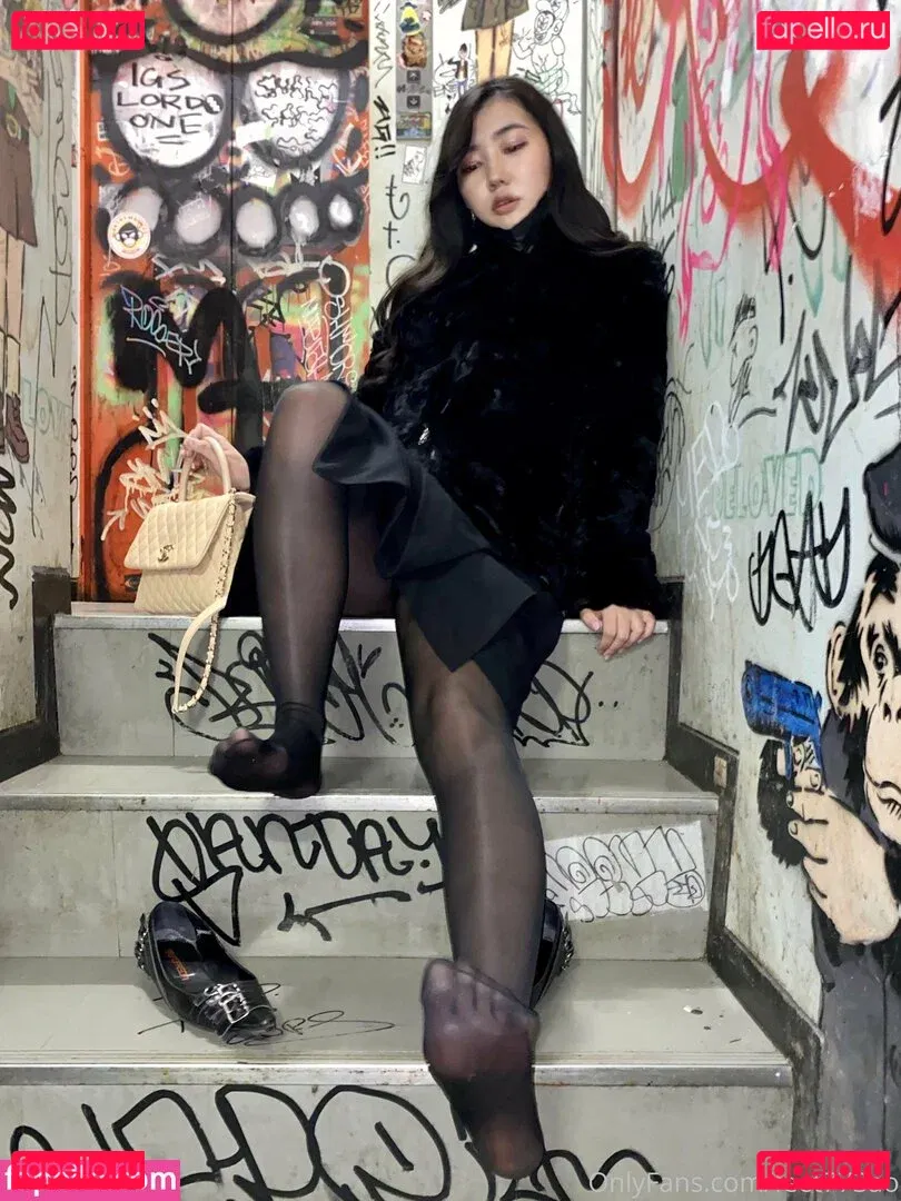 feet773ao Onlyfans Photo Gallery 