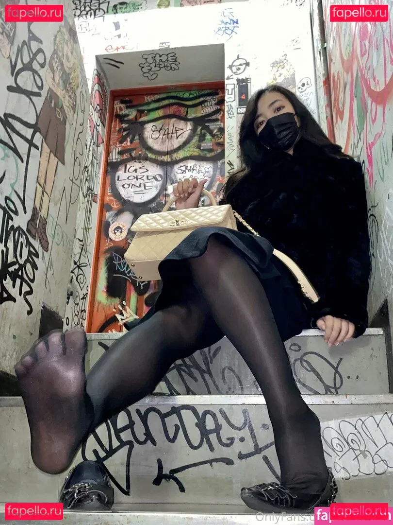 feet773ao Onlyfans Photo Gallery 