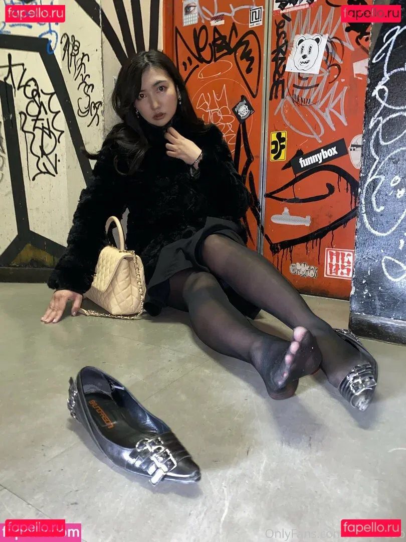 feet773ao Onlyfans Photo Gallery 