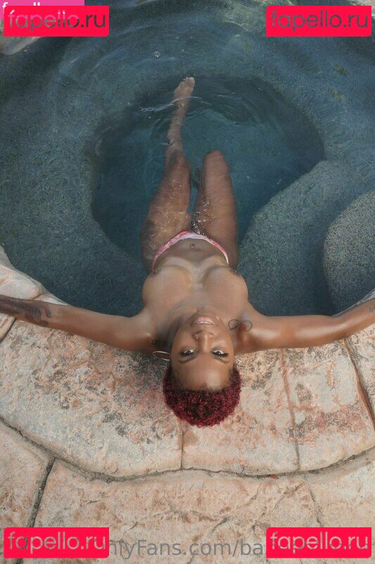 Desanta Lashae Nude Onlyfans Photo 9