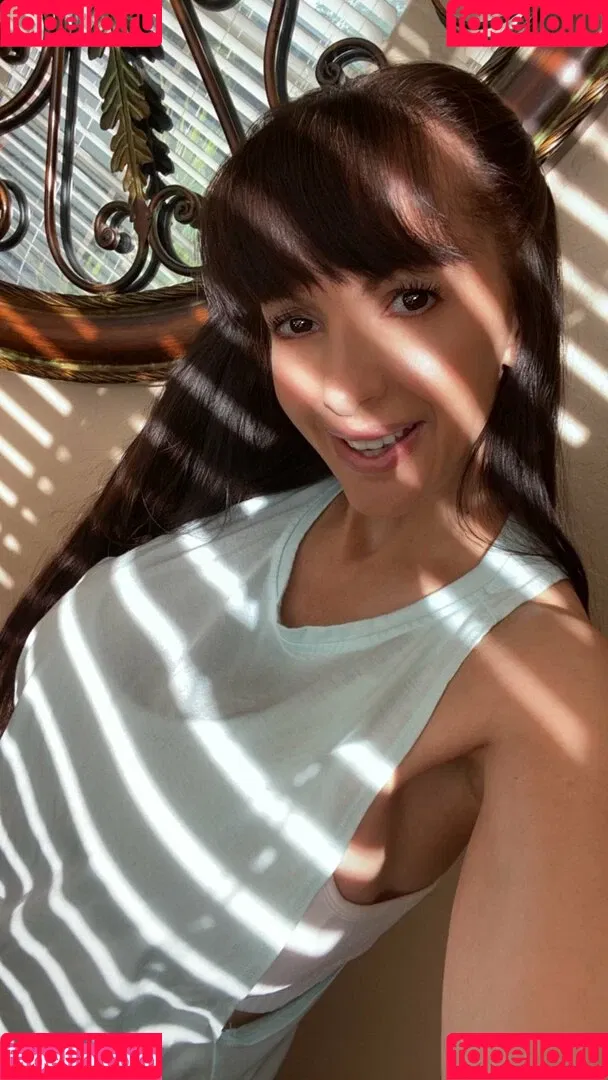 Catalina Cruz Onlyfans Photo Gallery 
