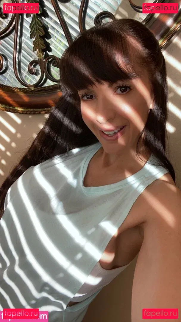 Catalina Cruz Onlyfans Photo Gallery 