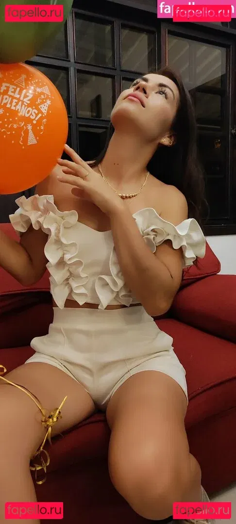 Catalina Cruz Onlyfans Photo Gallery 