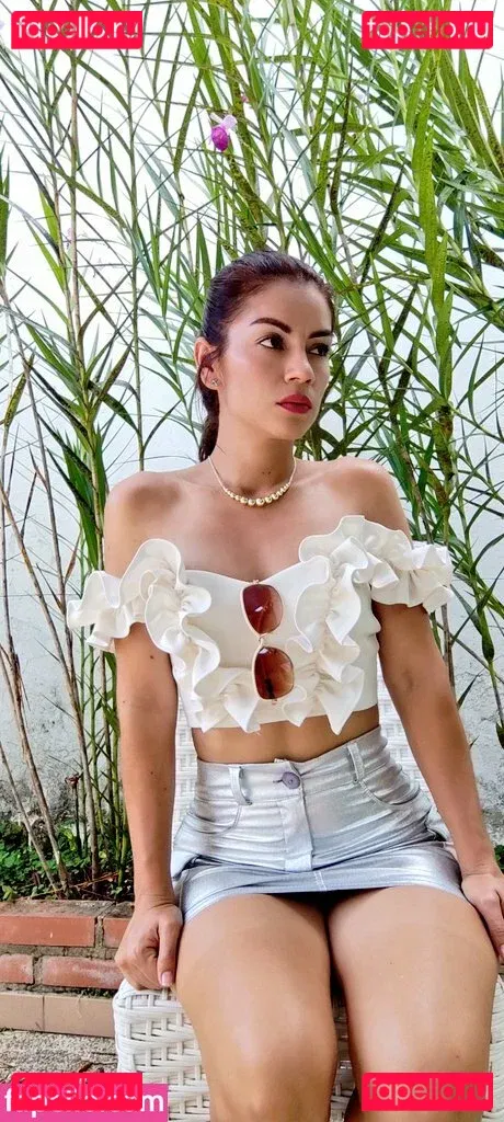 Catalina Cruz Onlyfans Photo Gallery 