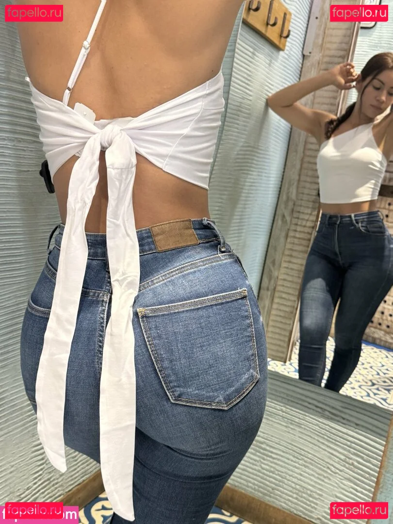 Catalina Cruz Onlyfans Photo Gallery 