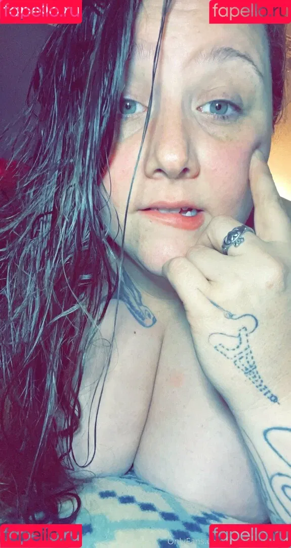 thatmandagirl Onlyfans Photo Gallery 