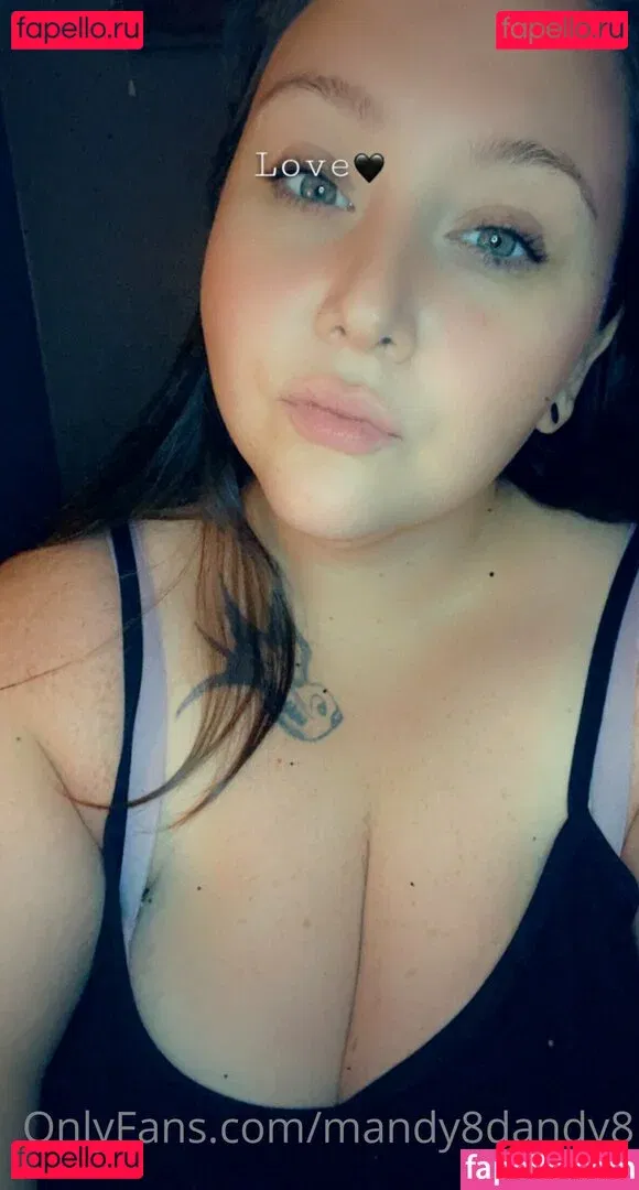 thatmandagirl Onlyfans Photo Gallery 