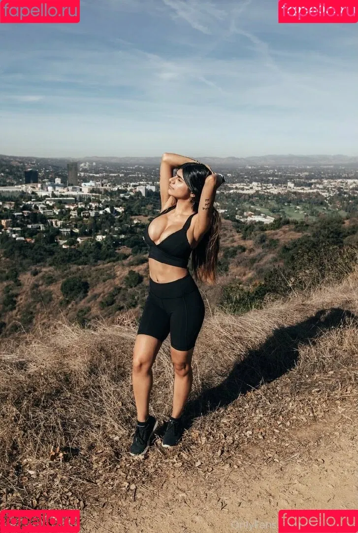 miakhalifa Onlyfans Photo Gallery 